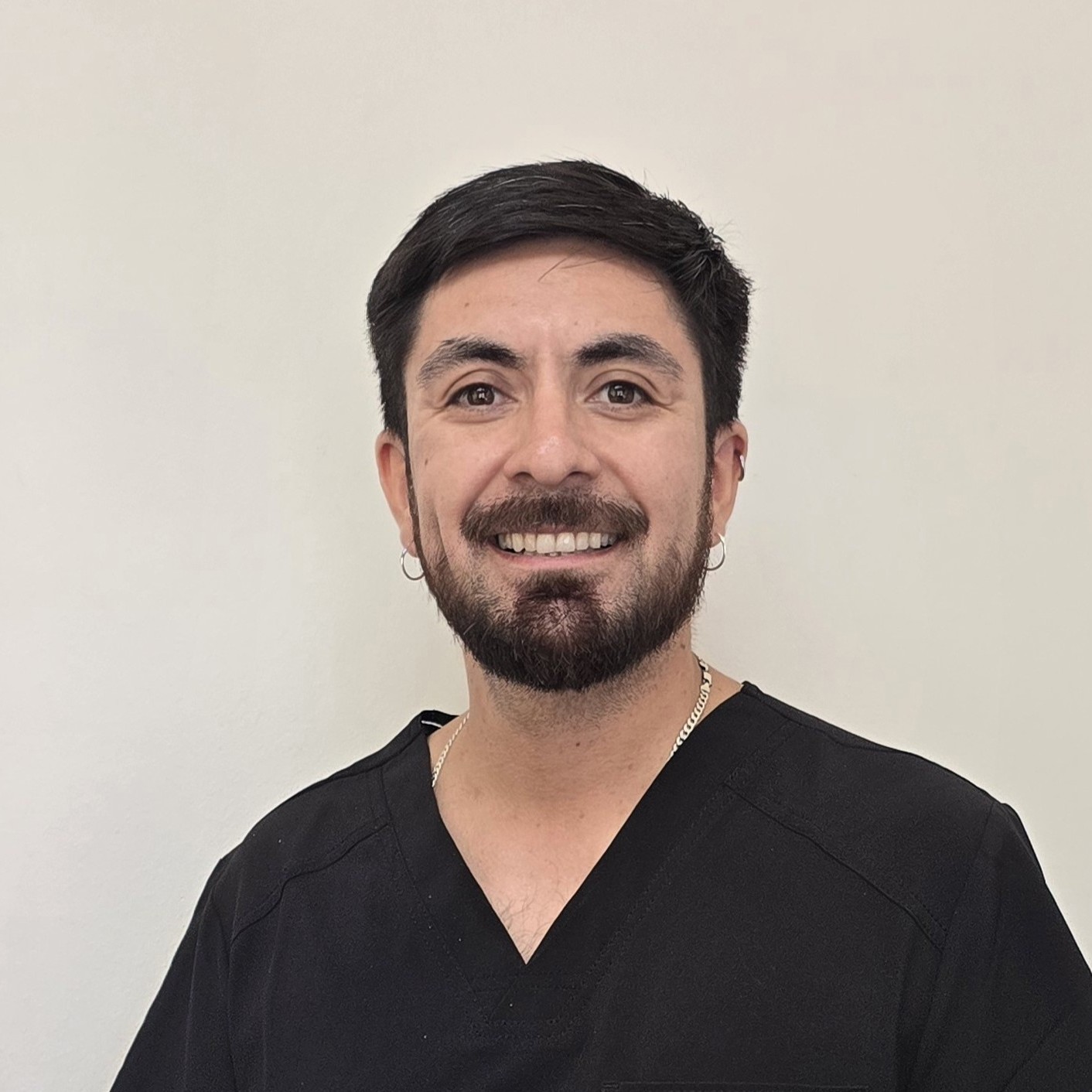 Dr. Cristián Burgos Ibarra 
